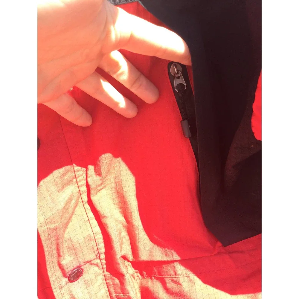 The North Face medium Summit series jacket coat red black gore-tex waterproof - Picture 6 of 14